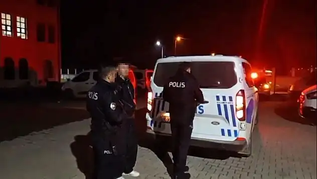 Çaycuma'da Gece Saatlerinde Film Gibi Kovalamaca Kamerada
