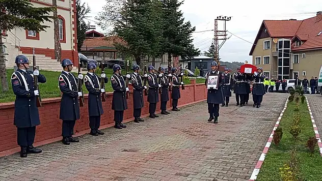 Kalbine Yenik Düşen Jandarma Personeline Son Görev
