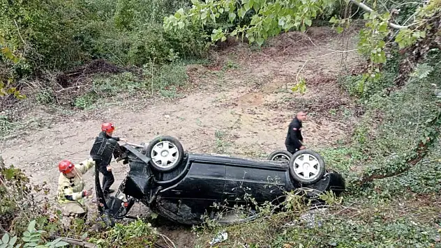 Çaycuma'da Trafik Kazası: 3 Kişi Yaralandı