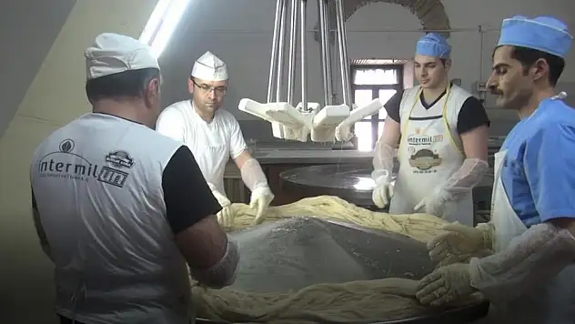 Çekme helva damakları tatlandırıyor