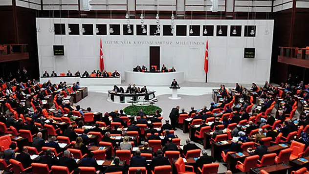 Çerçeve Yasa Resmen Yürürlüğe Girdi
