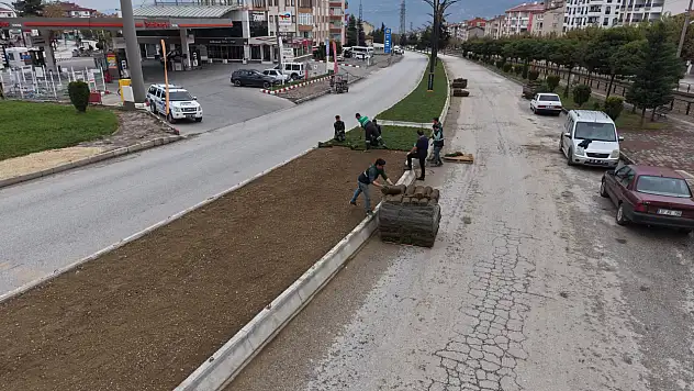 Çevre Düzenleme Ve Peyzaj Çalışmaları Sürüyor