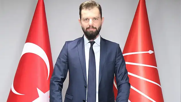 CHP, Bakan Tekin'i eleştirmeye devam ediyor