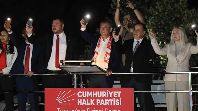 CHP Genel Başkanı Özel: 'Muhalefete Muhalefet Devrini Çok Gerilerde Bıraktık'