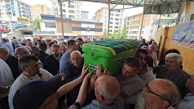 CHP Karabük İl Başkan Yardımcısı Mustafa Erten son yolculuğuna uğurlandı