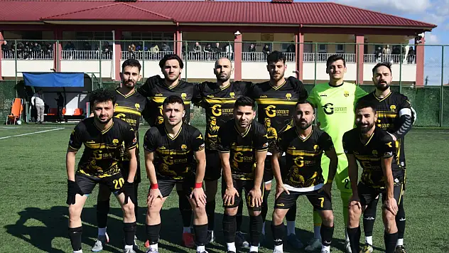 Cide Belediyespor Şampiyonluğa Çok Yakın
