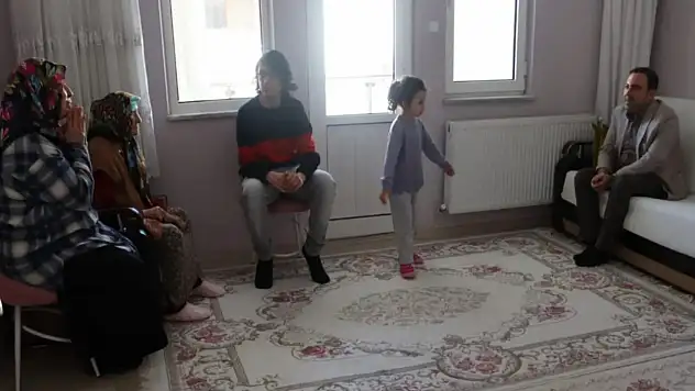 Cide Kaymakamı'ndan Anneler Günü ziyareti