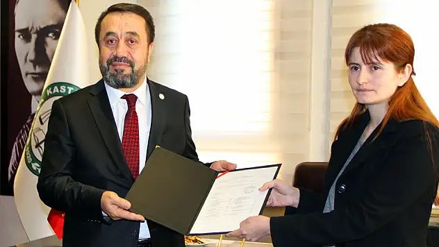 Çiftci, mazbatasını aldı