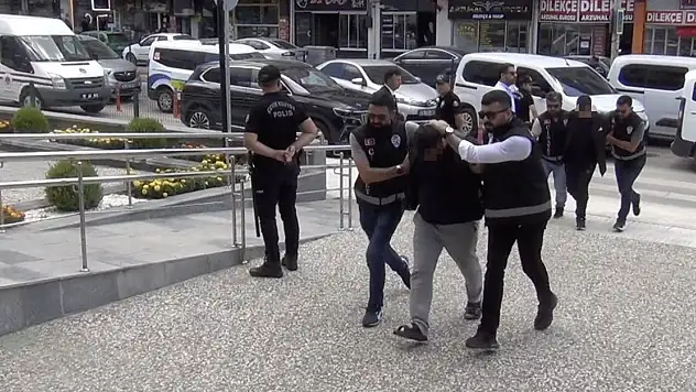 Cinayetle sonuçlanan kız kaçırma kavgasında 3 şüpheli adliyeye sevk edildi