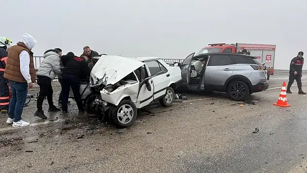 Cip İle Otomobil Çarpıştı: 1 Ölü, 2 Yaralı
