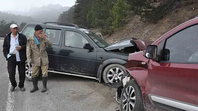 Kafa Kafaya Çarpıştılar!