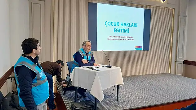 Çocuk Hakları Bilgilendirmeleri Sürüyor
