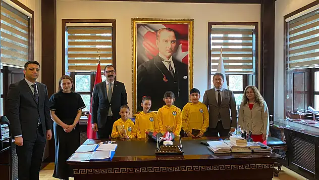 Çocuklar Hayallerini Kaymakam Demirdağ'a Anlattı