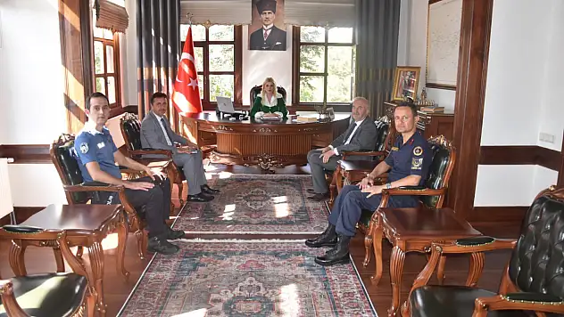 Çocuklar için toplandılar