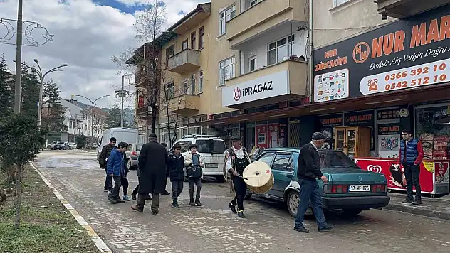 Çocuklar Manilerle Ramazan'ın Gelişini Kutladı