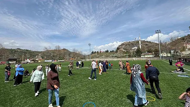 Çocuklar Ve Aileleri Stadyumda Buluştu