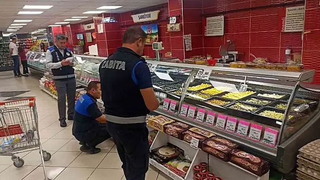 Çorum Belediyesi'nden 9 Markete Ceza