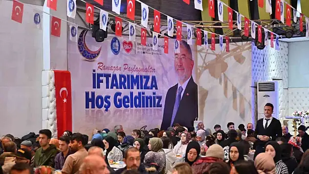 Çorum Belediyesi'nden Ramazan'da Bin Kişilik İftar Yemeği