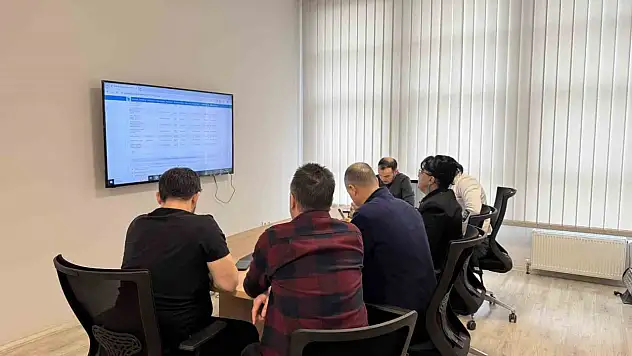 Çorum'da 15 Halı Sahanın İhalesi Yapıldı