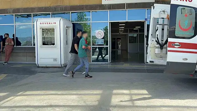 Çorum'da acemi kasaplar soluğu hastanede aldı