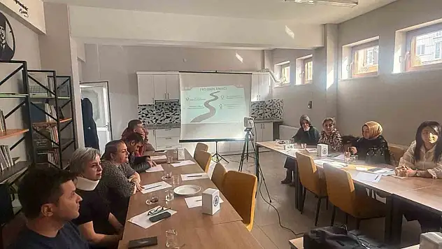 Veliler Teknoloji Ve Zorbalığına Karşı Eğitim Alacak