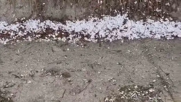 Çorum'da Ceviz Büyüklüğünde Dolu Yağdı