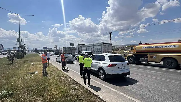 Çorum'da cip otomobile çarptı: 5 yaralı