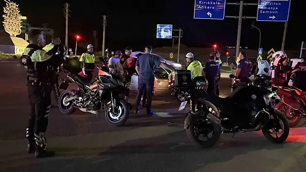 Çorum'da dur ihtarına uymayan alkollü sürücüye 658 bin lira ceza