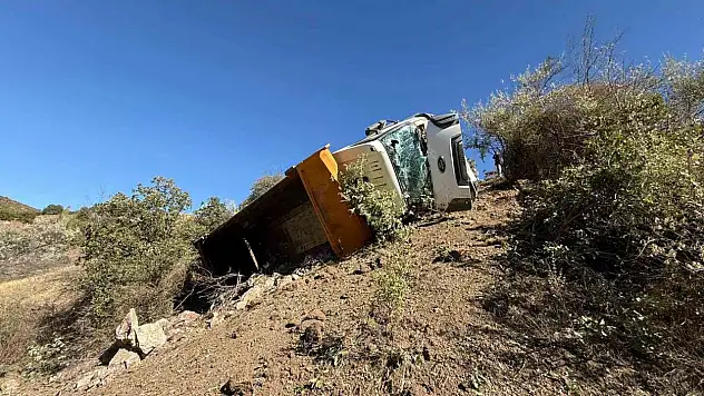 Freni Boşaldı, Şarampole Devrildi: 1 Yaralı