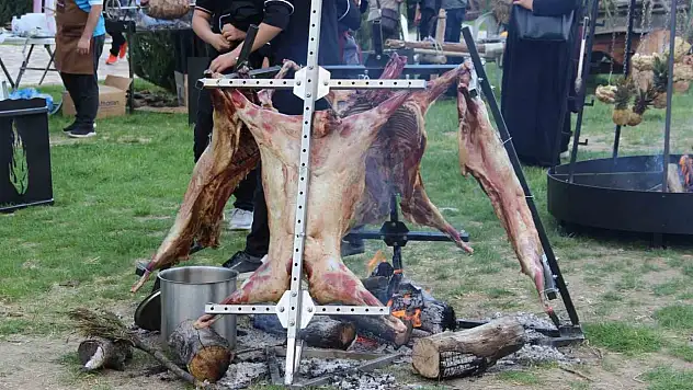 Çorum'da gastronomi şöleni hem damaklara hem gözlere hitap etti