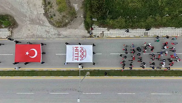 Çorum'da Gençlerden 'Şehitlere Saygı Ve Vefa Yürüyüşü'