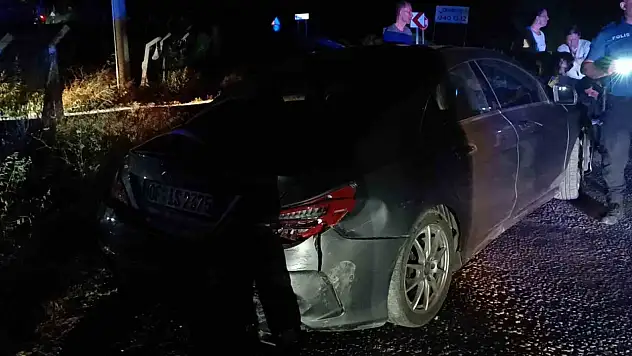 Çorum'da İki Otomobil Çarpıştı: 1'i Çocuk 4 Yaralı