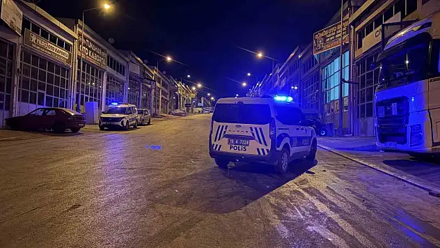 Çorum'da iş yerinde bıçaklı kavga: 2 yaralı