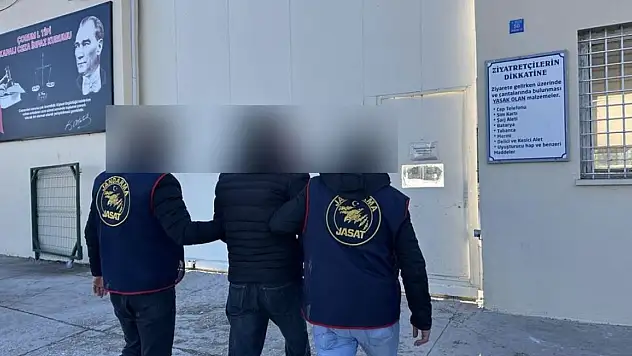 Çorum'da JASAT Ekipleri 7 Ayrı Suçtan Aranan Firariyi Yakaladı