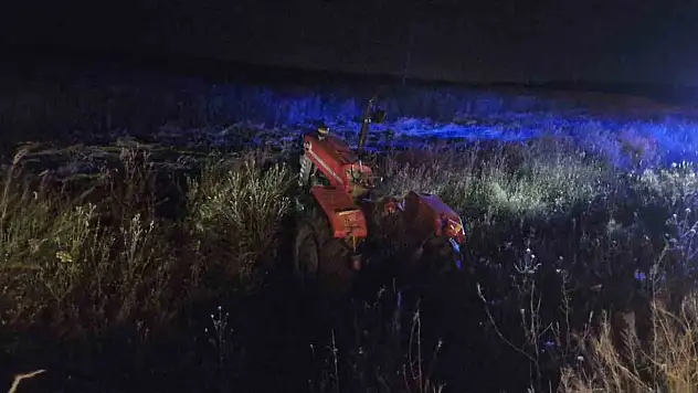 Çorum'da kamyon ile traktör çarpıştı: 1 ölü, 2 yaralı