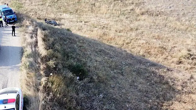 Çorum'da kayıp olarak aranan adam, şarampole yuvarlanan otomobilinin altında ölü bulundu