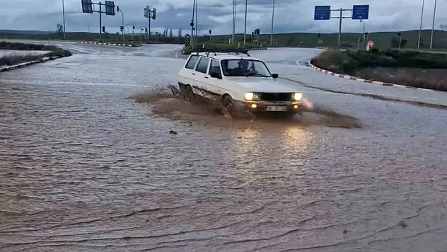 Çorum'da Kuvvetli Sağanak Su Baskınlarına Sebep Oldu