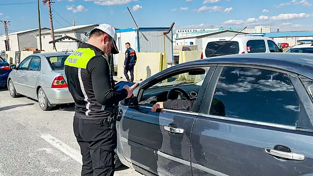 Çorum'da Polis Ekipleri Bayram Öncesi Denetimlerini Arttırdı
