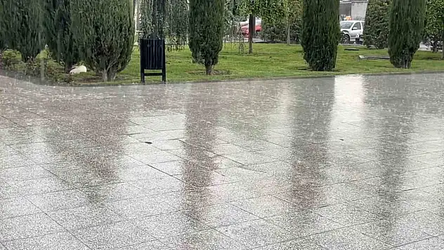 Çorum'da Sağanak Yağış Etkisini Gösterdi