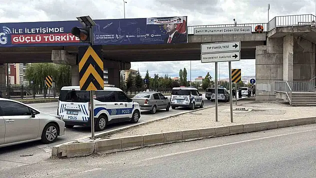 Çorum'da üst geçitten atlayan kadın yaralandı