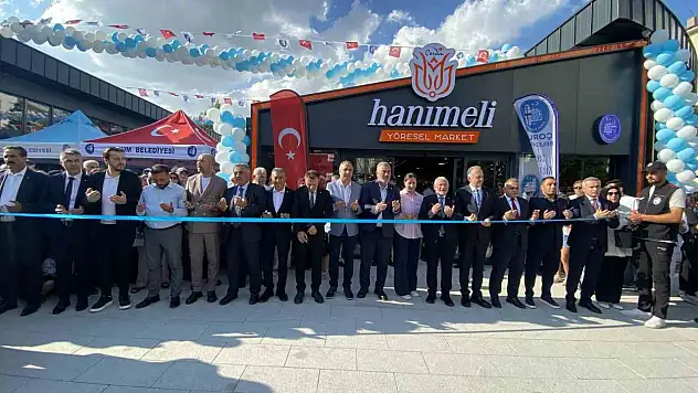 Çorum'da yerel üreticilerin ürünlerini vatandaşlarla buluşturan market hizmete açıldı