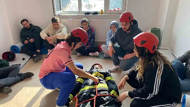 Çorum İtfaiyesi'nden Öğrencilere Eğitim
