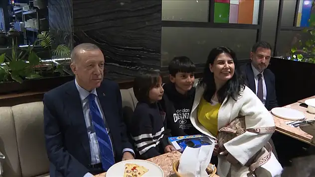 Cumhurbaşkanı Erdoğan, Vatandaşlarla Sohbet Etti