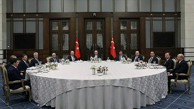 Cumhurbaşkanı Erdoğan, Yasama, Yürütme Ve Yargı Organlarının Temsilcileriyle Buluştu