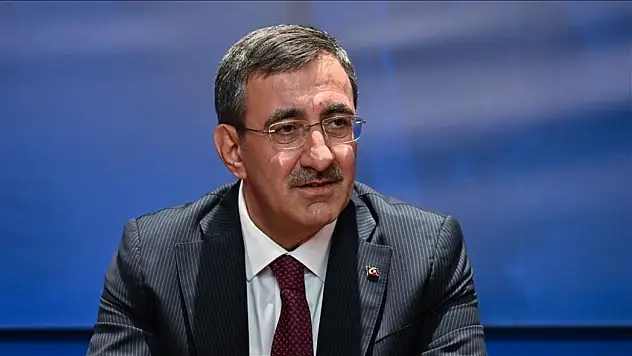 Cumhurbaşkanı Yardımcısı Yılmaz: 'Cari Açık 22 Milyar Dolar Olarak Gerçekleşmiştir'