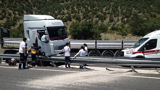 D-100 yolunda kaza 1 yaralı