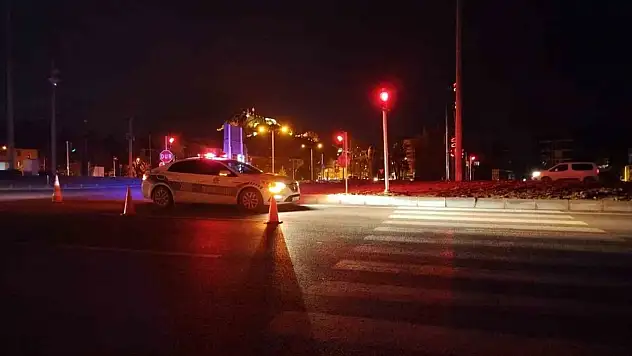 Otomobilin Çarptığı Adam Hayatını Kaybetti