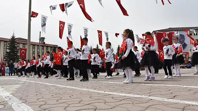 Daday 23 Nisan'ı Doyasıya Kutladı
