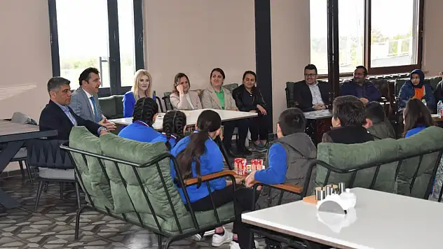 Daday'da 'Bir Kitap Bir Kahve' programı