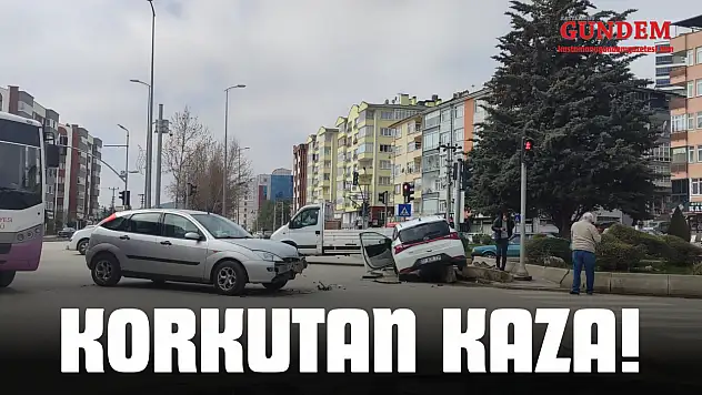 Daday Kavşağı'nda Maddi Hasarlı Trafik Kazası